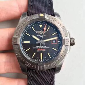 Breitling Avenger Blackbird 44 V1731110/BD74/109W/M20BASA.1 GF Factory Hot Replica Watches Black Dial