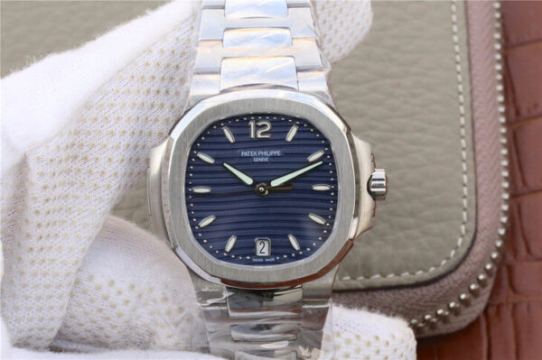 Patek Philippe Nautilus 7118/1A-001 PF Factory Hot Replica Watches Steel Strap - Hot Replica Watches