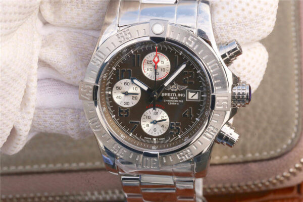 Breitling Avenger II A1338111/F564/170A GF Factory Hot Replica Watches Steel Strap - Hot Replica Watches