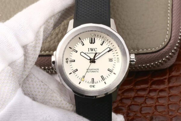 IWC Aquatimer IW329003 V6 Factory Hot Replica Watches Black Strap - Hot Replica Watches