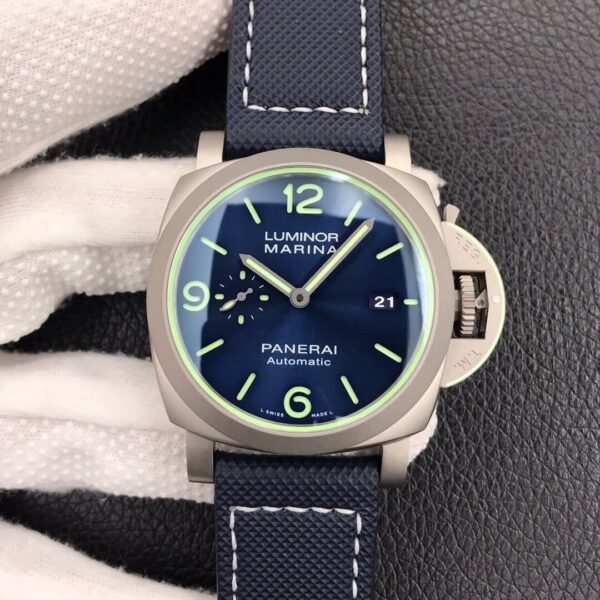 Panerai Luminor PAM01117 VS Factory Hot Replica Watches Blue Strap - Hot Replica Watches