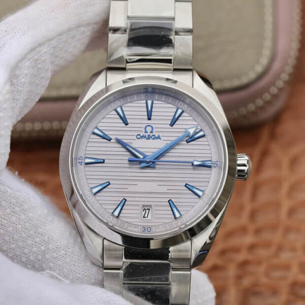 Brand Omega Range Seamaster Model 220.10.41.21.06.001 Gender Mens Movement SWISS ETA8900 Movement Case Size 41mm Factory VS Factory