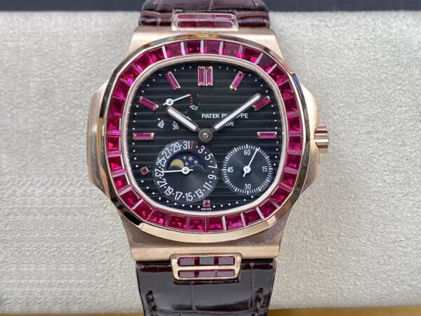 Patek Philippe Nautilus 5724 GR Factory Hot Replica Watches Black Dial - Hot Replica Watches