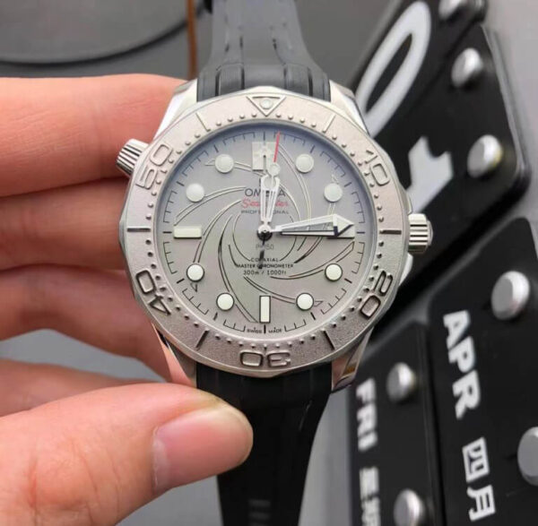 Omega Seamaster VS Factory Hot Replica Watches Gray Strap - Hot Replica Watches