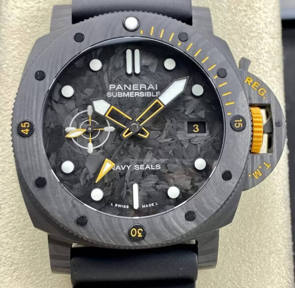 Panerai Submersible PAM1324 VS Factory Hot Replica Watches Black Dial - Hot Replica Watches