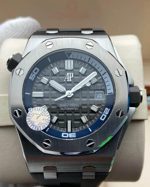 Audemars Piguet Royal Oak Offshore 15720ST.OO.A009CA.01 ZF Factory Hot Replica Watches Gray Strap - Hot Replica Watches