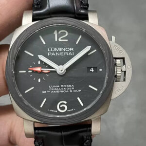 Panerai Luminor PAM01096 VS Factory Hot Replica Watches Black Strap - Hot Replica Watches